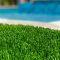 mantenimiento y limpieza del césped artificial